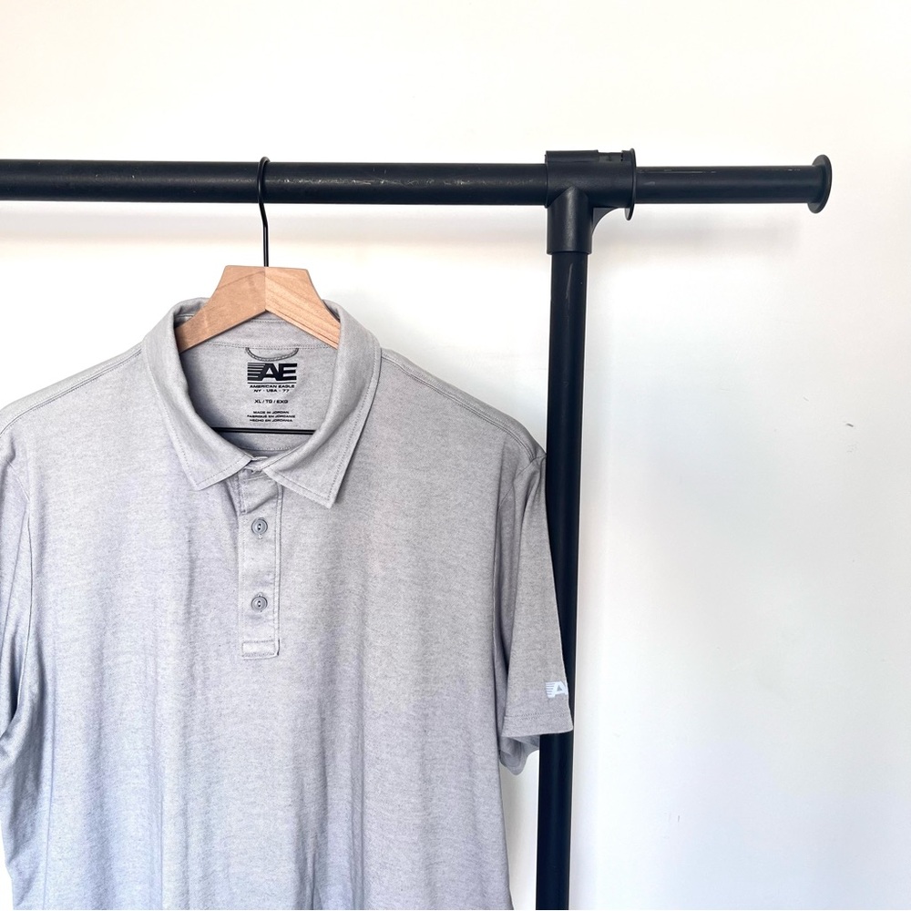 American Eagle Outfitters Lightweight Training Short Sleeve Polo Shirt Men’s XL